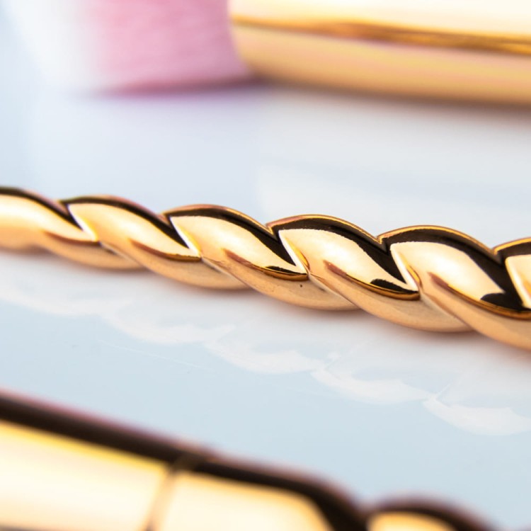 PROFESJONALNE ZŁOTE PĘDZLE DO MAKIJAŻU WYJĄTKOWY ZESTAW 10  SZTUK_ (9).jpg