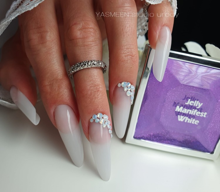 jelly manifest white-cyrkoniev2.jpg