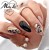 @molly_lac-;-czarna-i-bezowa-nr-352-Choco-Dreams.Złota-folia-transferowa-przyklejona-na-zel-do-folii--foil-gel.jpg