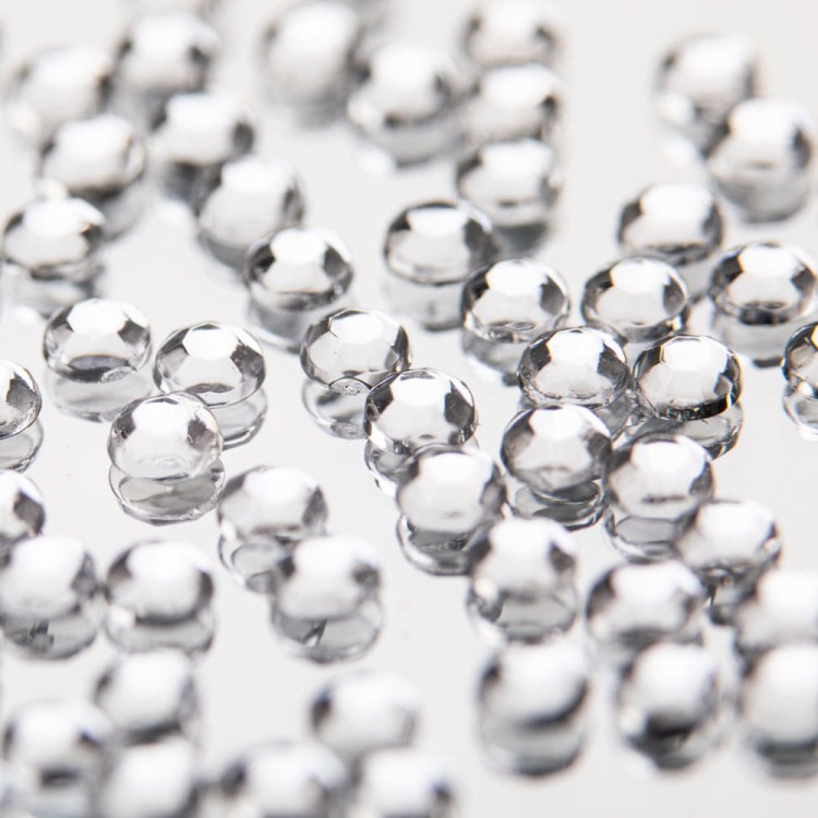 CYRKONIE-DO-PAZNOKCI-1,5MM-NR1-3.jpg