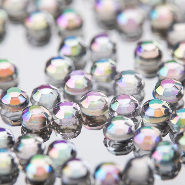 CYRKONIE-DO-PAZNOKCI-2MM-NR1-OPALIZUJĄCE-3.jpg