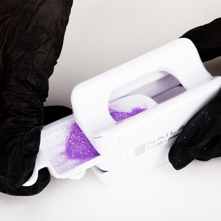 Rynienka pudełko do obsypywania zdobień i manicure tytanowego (5).jpg