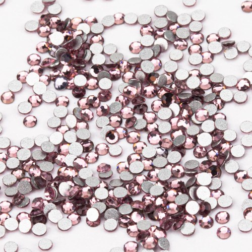 CYRKONIE-DO-PAZNOKCI-ALA-SWAROVSKI-1440SZT-LIGHT-AMETYST-SS3-2.jpg