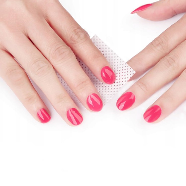 Perforowane waciki bezpyłowe do paznokci AlleMed 5x5 cm 500 szt (3).jpg