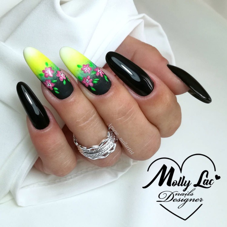Lakier hybrydowy MollyLac 93,75 i ultimate black.jpg