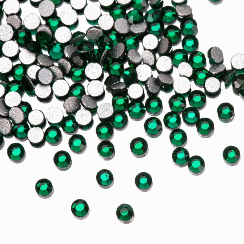 CYRKONIE-DO-PAZNOKCI-ALA-SWAROVSKI-1440SZT-EMERALD-SS3-1.jpg