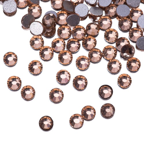 CYRKONIE-DO-PAZNOKCI-ALA-SWAROVSKI-1440SZT-LIGHT-PEACH-SS10-1.jpg