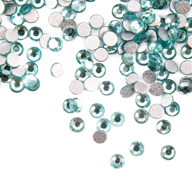 CYRKONIE-DO-PAZNOKCI-ALA-SWAROVSKI-1440SZT-AQUAMARINE-SS3-1.jpg