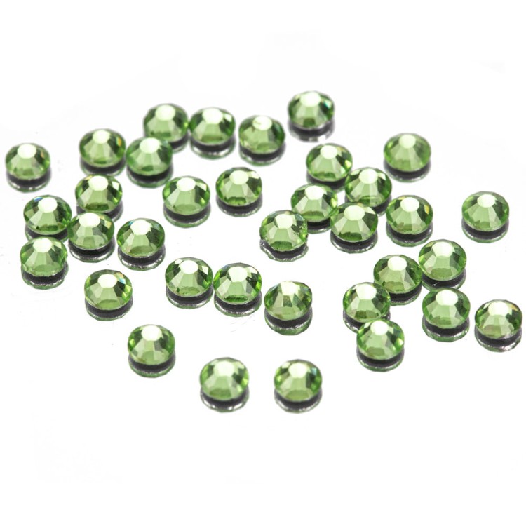 CYRKONIE-DO-PAZNOKCI-ALA-SWAROVSKI-1440SZT-PERIDOT-SS10-2.jpg