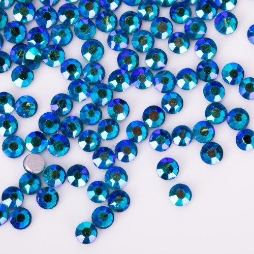 CYRKONIE-DO-PAZNOKCI-ALA-SWAROVSKI-50SZT-BLUE-ZIRCON-AB-SS5-2 (2).jpg