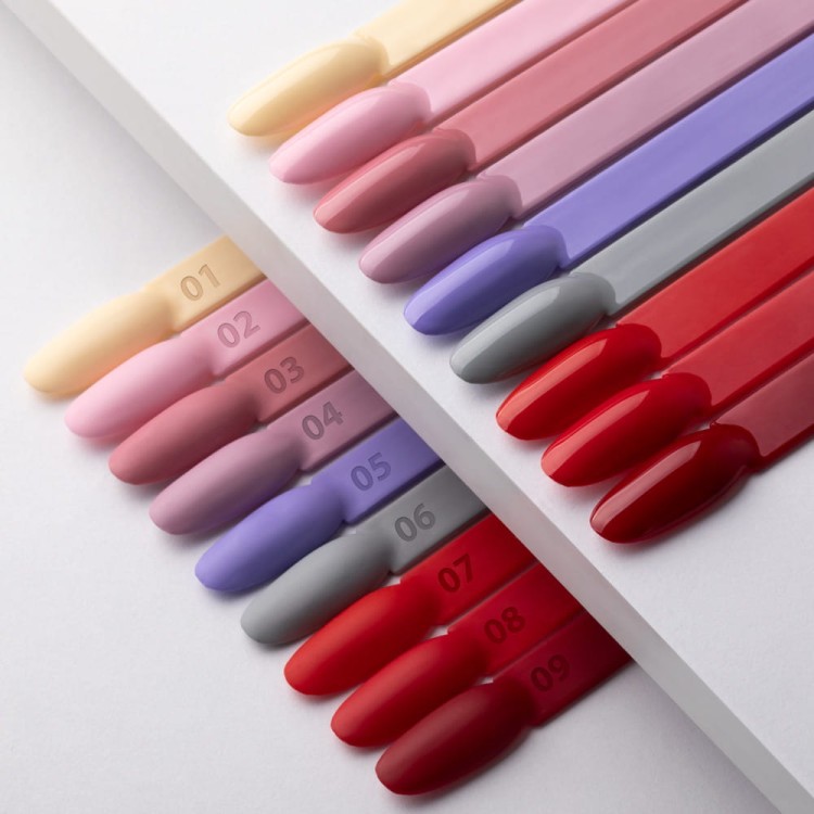 MOLLYNAILS-GLAMOUR-WOMEN.jpg
