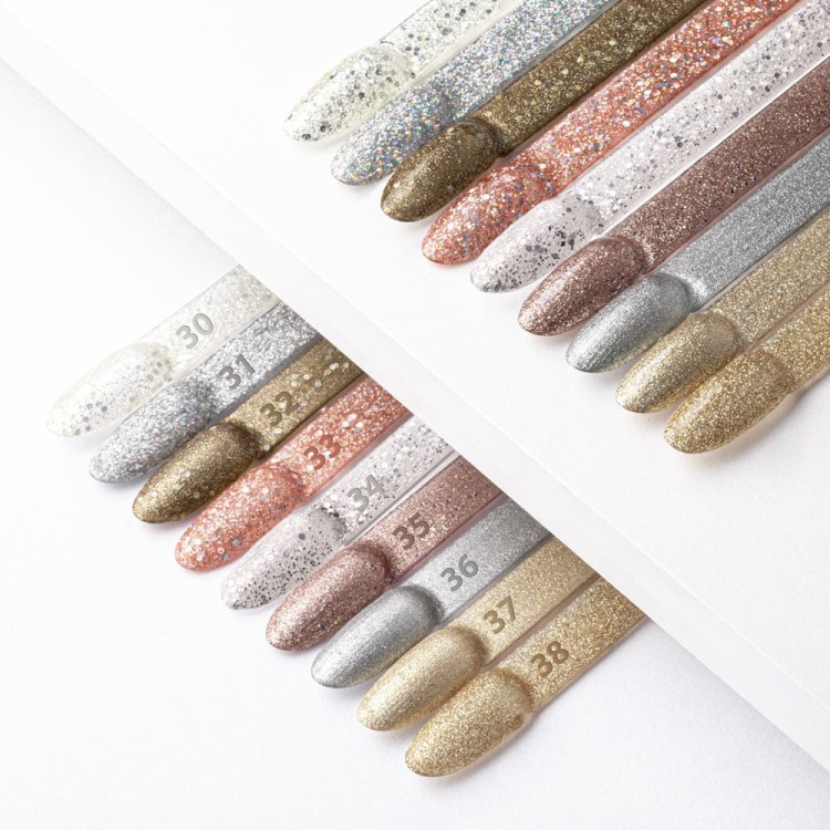 MOLLYNAILS-QUEENS-OF-LIFE.jpg