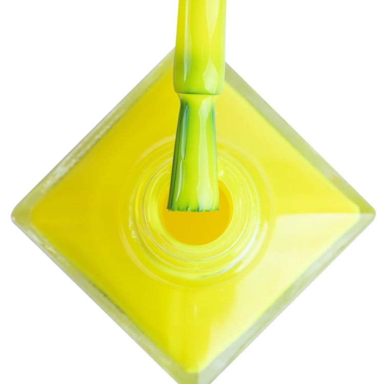 Lakier klasyczny MollyLac Bikini 10ml nr 70 (3).jpg