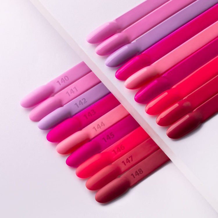 MOLLYNAILS-FLAMINGO.jpg
