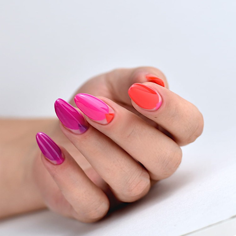 Lakier hybrydowy Molly Nails Juicy by Monika Mielniczuk (2).jpg