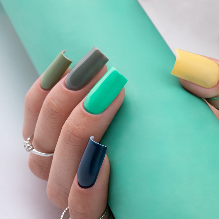 Molly-Nails-90-94-95-97-98.jpg