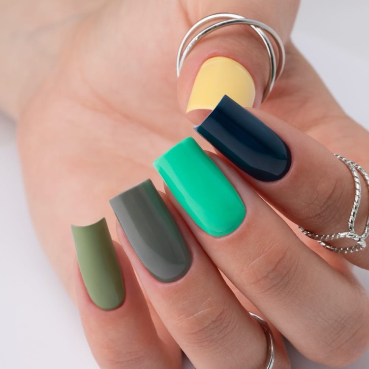 Molly-Nails-90-94-95-97-98-a.jpg