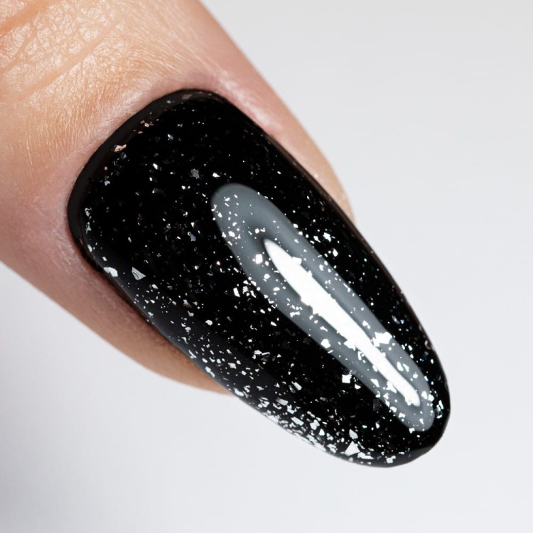 SILVER-DROP-FLAKES-2.jpg