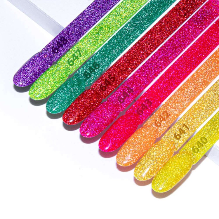 MOLLYNAILS-640-648.jpg