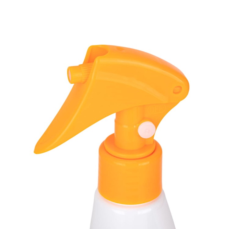 5200310407468-LOTION-TRIGGER-DO-OPALANIA-O-WYSOKIEJ-OCHRONIE-DLA-DZIECI-SPF-50-220ML-2.jpg