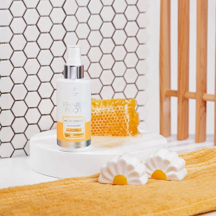 Kojący spray z ekstraktem z miodu manuka i hydrolatem z rumianku reSCUE ESSENCE 150ml 3.jpg