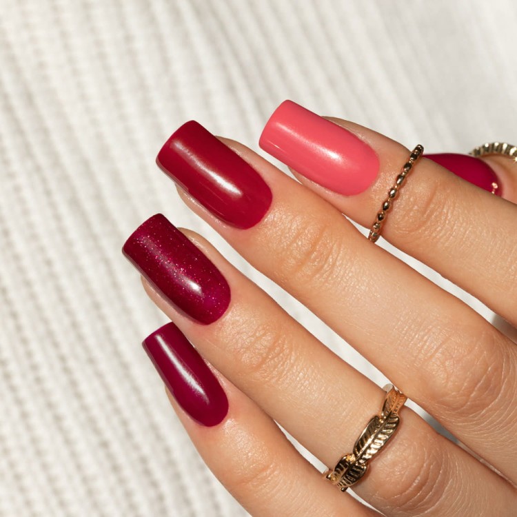 ELEGANCKIE-CZERWONE-PAZNOKCIE.jpg