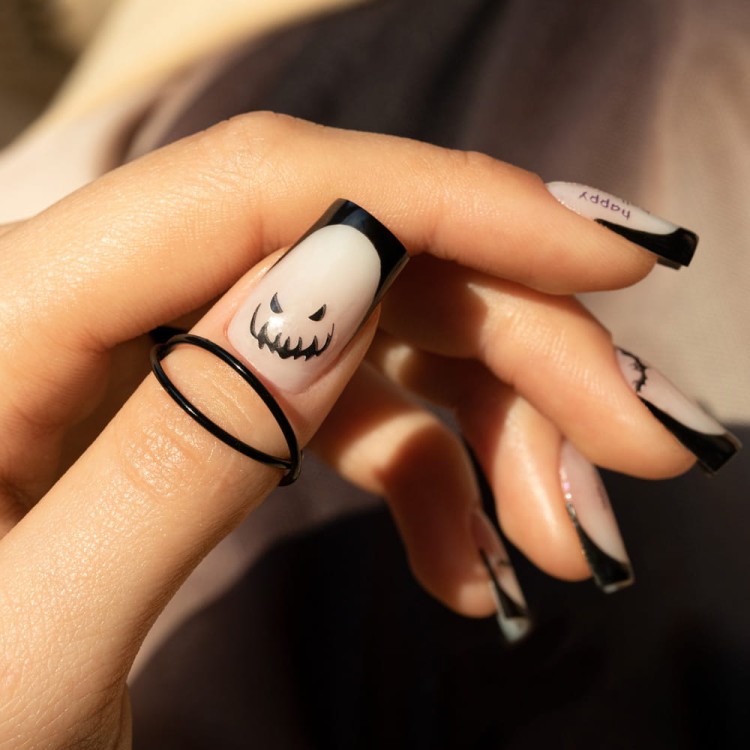 PAZNOKCIE-HALLOWEENOWE.jpg