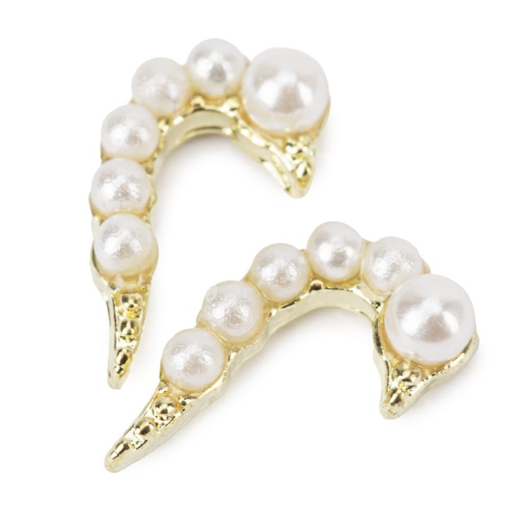 5903990597015-OZDOBY-DO-PAZNOKCI-MOLLY-NAILS-SERCE-3D-WHITE-PEARL-10szt-3.jpg