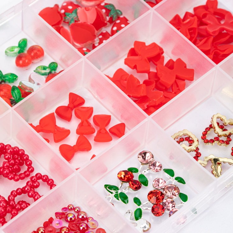 Ozdoby do paznokci kasetka mix ozdób ok 100 szt 3.jpg