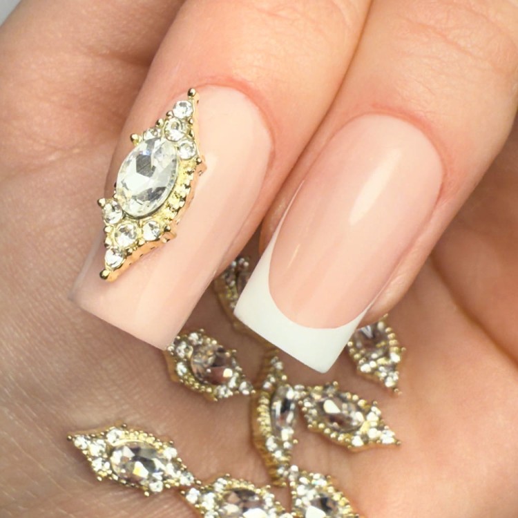 5903990596988-OZDOBY-DO-PAZNOKCI-MOLLY-NAILS-KRYSZTAŁKI-3D-Nr1-10szt-2.jpg