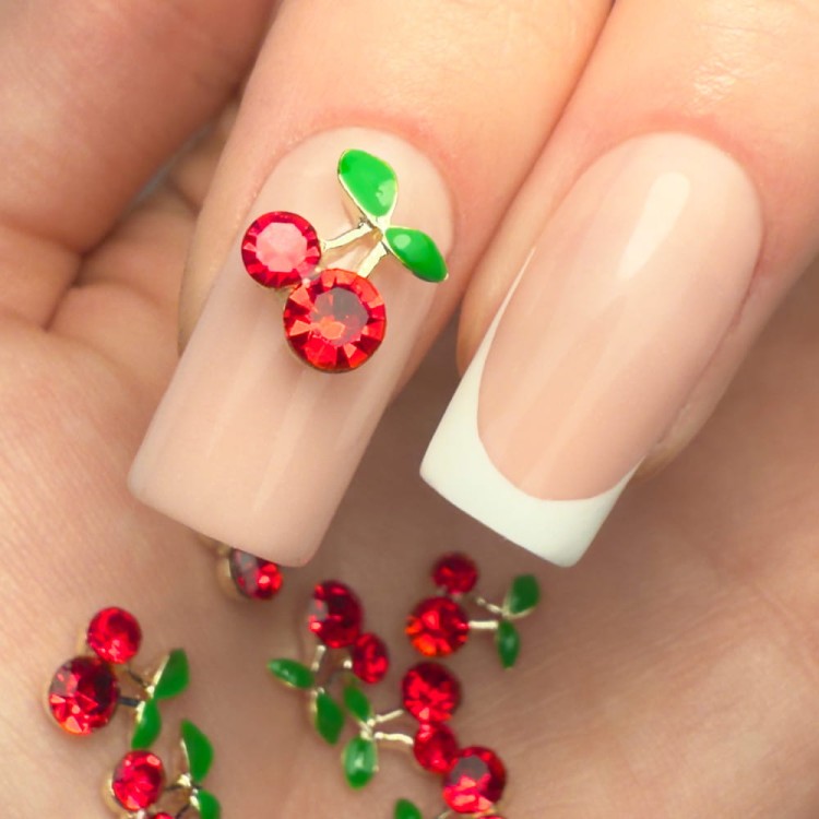 Ozdoby do paznokci kasetka z cyrkoniami wiśnie 30 szt 2.jpg