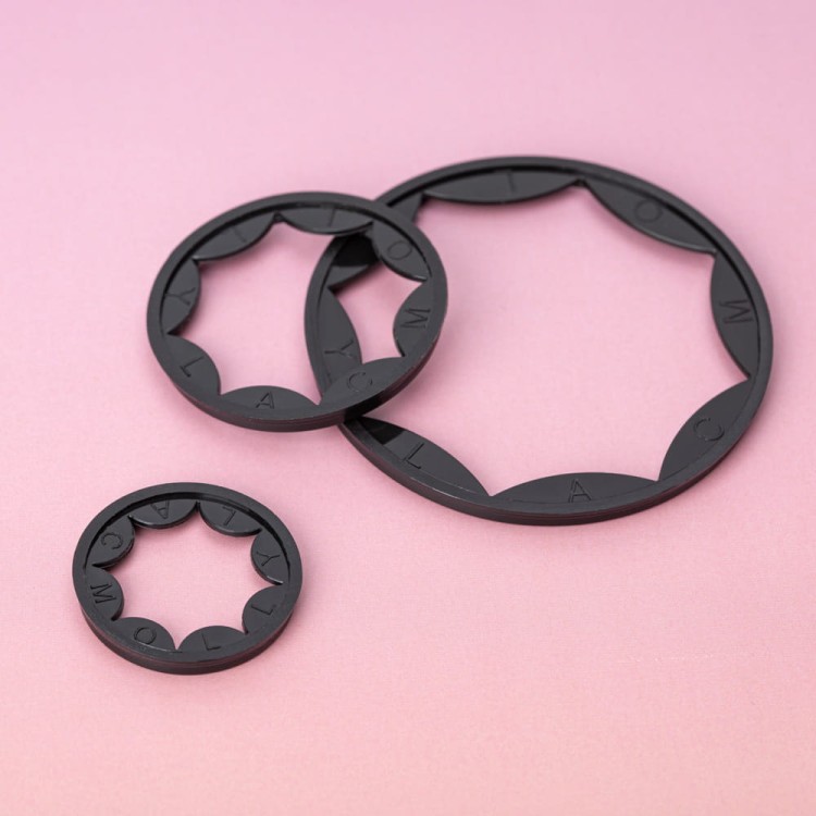 ZESTAW OBRĘCZ NA SŁOIK DO WYCIERANIA PĘDZLA I PRZECIW WYLEWANIU SIĘ ŻELU SAFETY RING 2IN1 MOLLYLAC 7.jpg