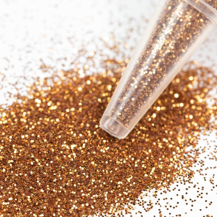 BROKAT DO PAZNOKCI W BUTELCE Z DOZOWNIKIEM NR 4 2.jpg