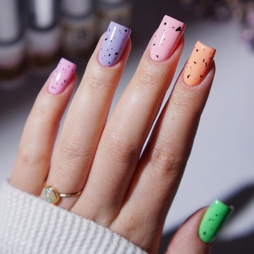 PAZNOKCIE NA WIELKANOC.jpg