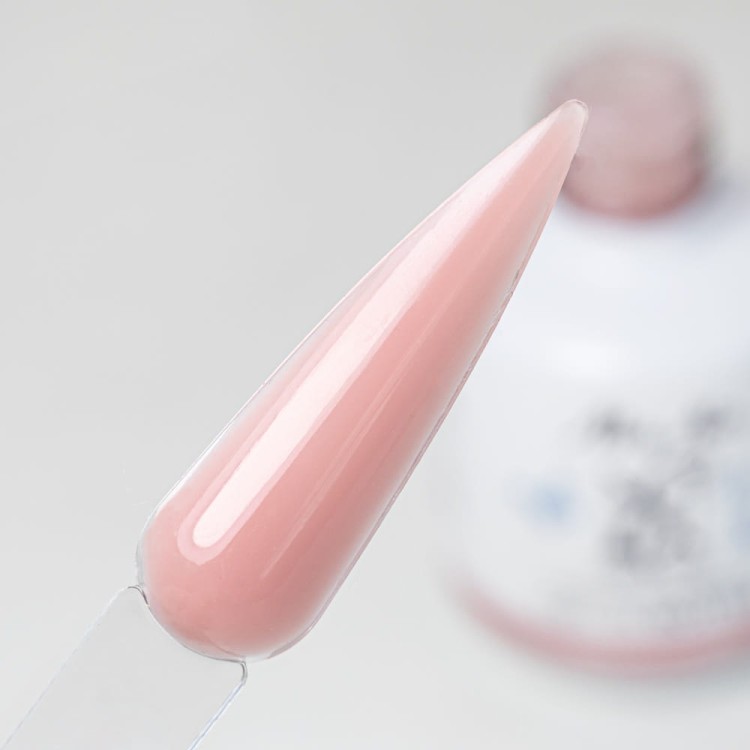 GEL IN BOTTLE EWELINA STASZAK SALON COVER 4.jpg