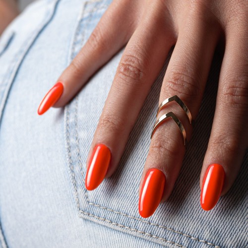 NEONOWE PAZNOKCIE NA LATO.jpg