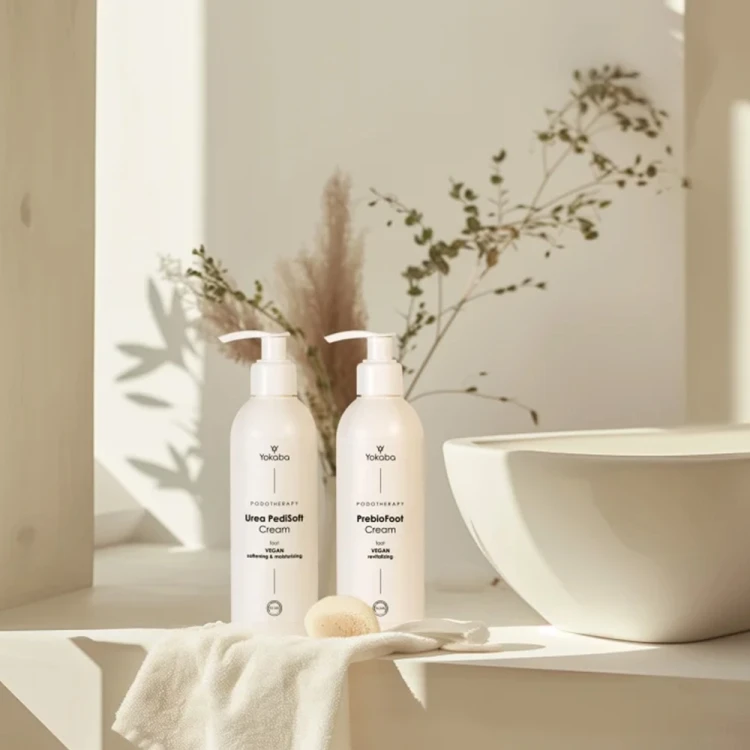 Intensywnie nawilżający i zmiękczający krem do stóp z mocznikiem Urea PediSoft 240ml 2.jpg