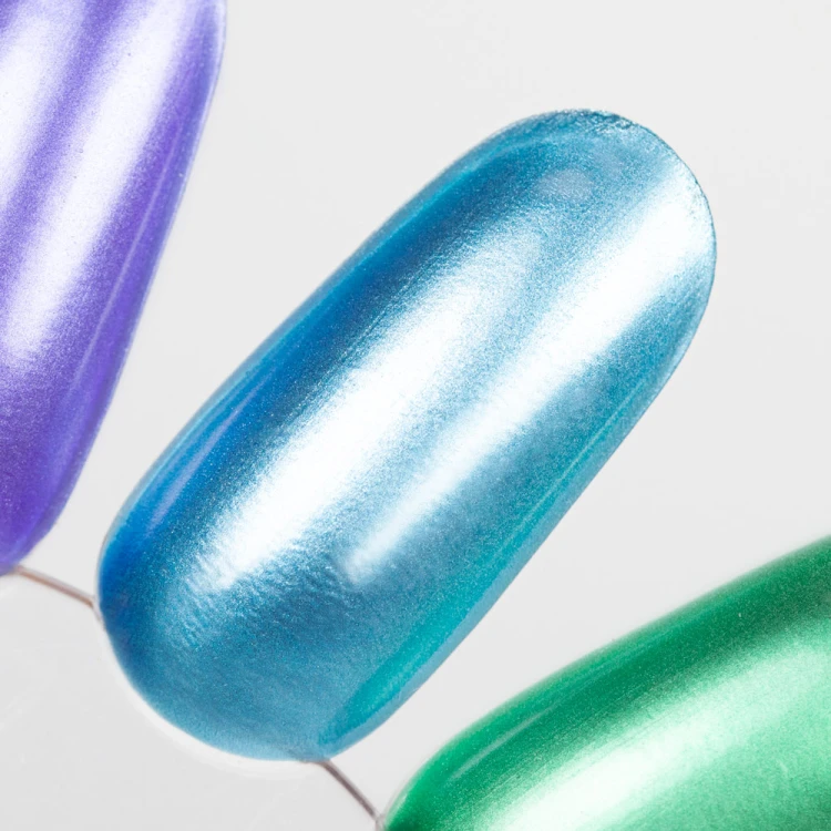 LAKIER KLASYCZNY MIRROR EFFECT 10ml NR 2 3.jpg