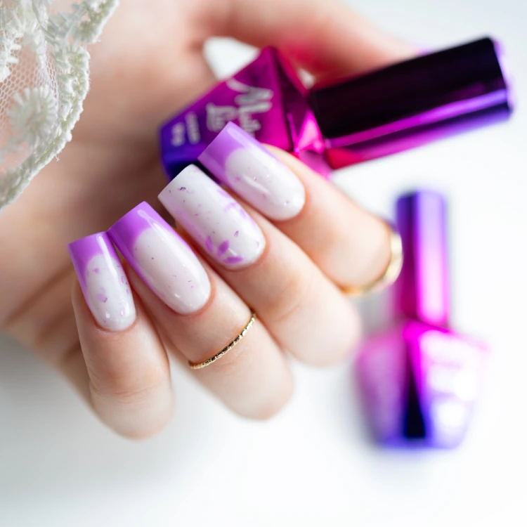 MOLLYLAC-17,-BAZA-FLAKES-RUBBER-BASE-MILK&PURPLE-A.jpg