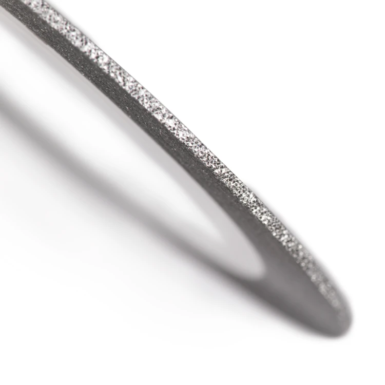 TASIEMKA-SAMOPRZYLEPNA-DO-ZDOBIEŃ-PAZNOKCI-Nr9-SILVER-GLITTER-1.jpg
