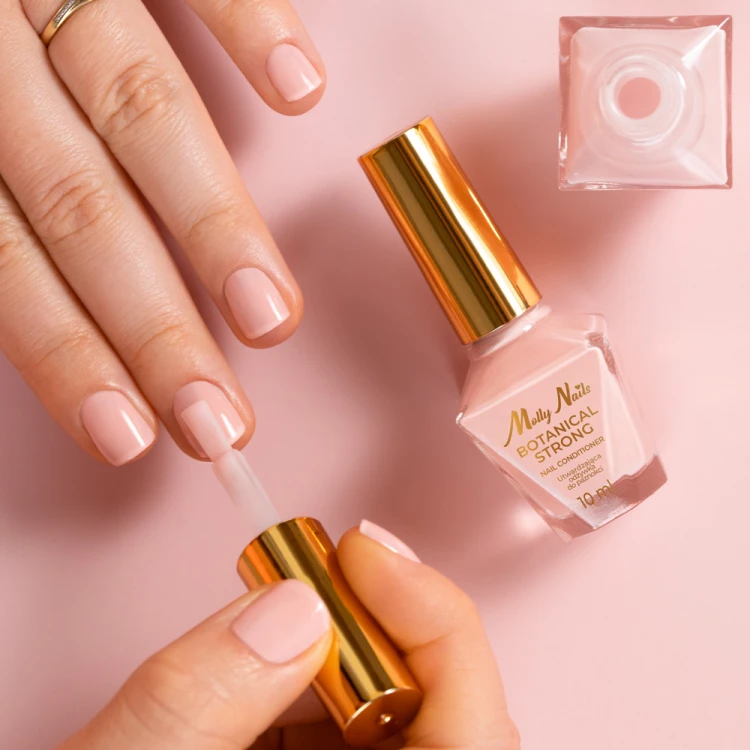 MOLLY-NAILS-BOTANICAL-STRONG-NAIL-CONDITIONER-10ml-4.jpg