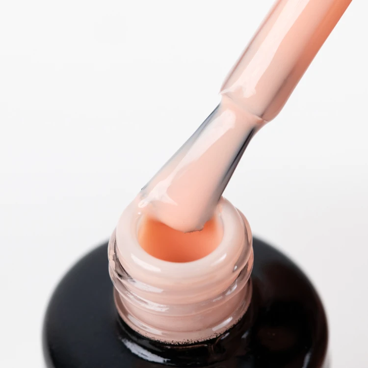 COLOR RUBBER BASE 2in1 CREAMY LATTE 7g 5.jpg