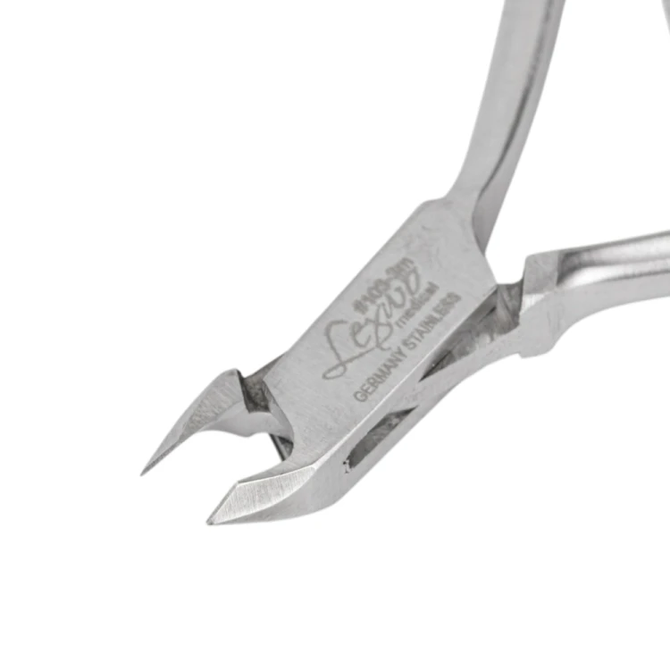 Cążki do skórek profesjonalne Lexwo srebrne 3 mm nr 103 2.jpg
