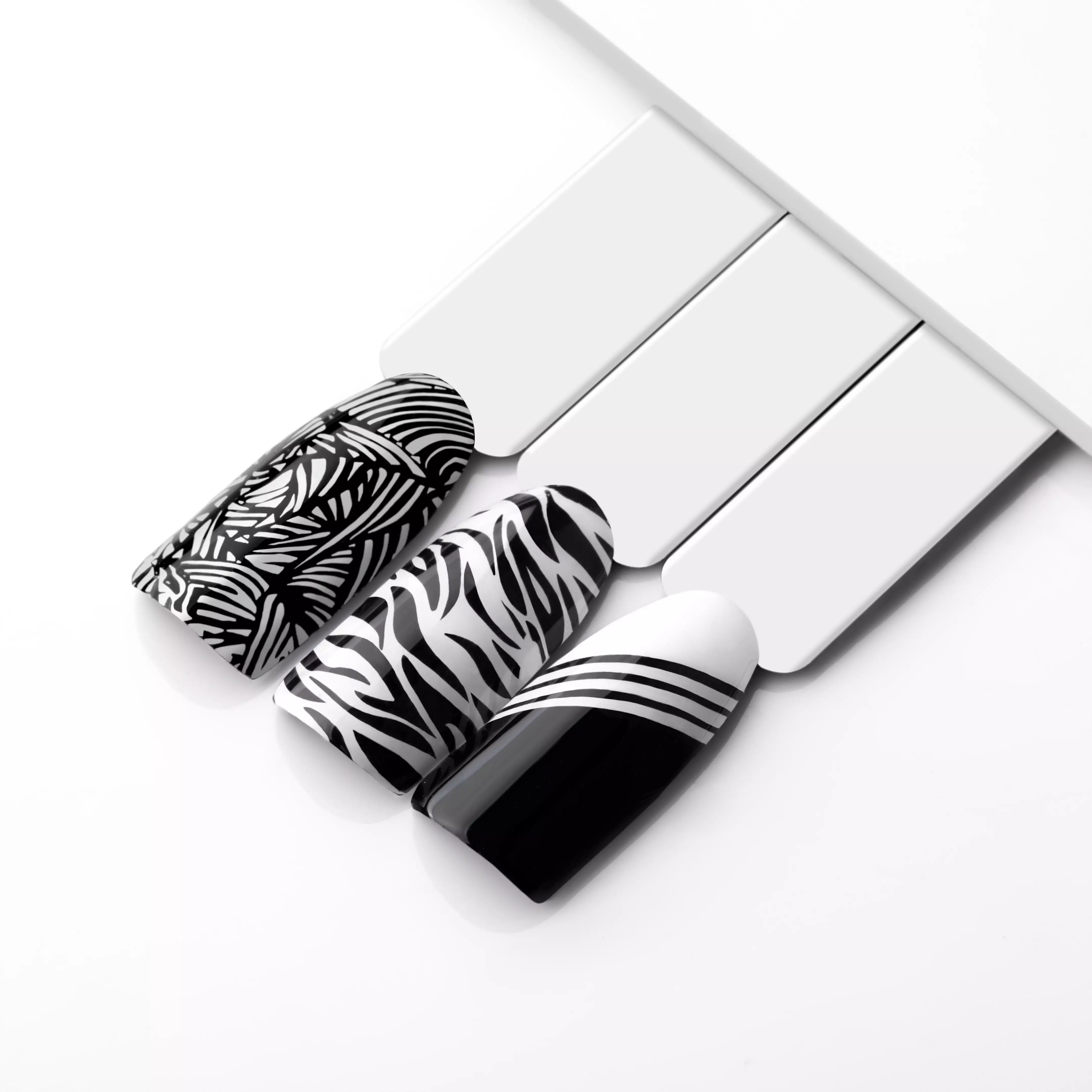 stamping paznokci